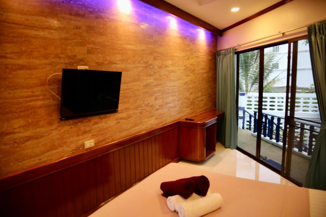 The Club Inn - Kamala Beach Exterior photo